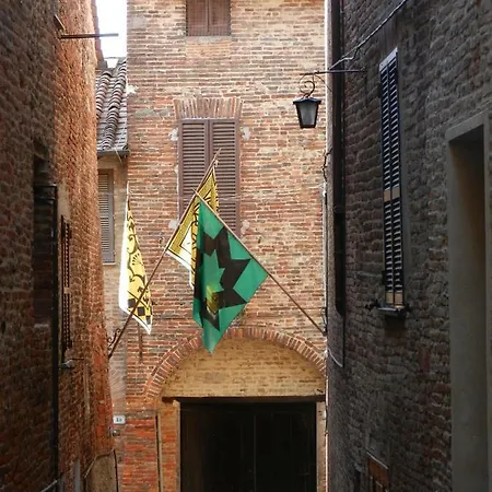 Apartment Spacious Two Bedroom In Center Of Charming Umbrian Town Citta della Pieve